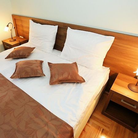 Apartments Ivana - Iva Zadar Buitenkant foto