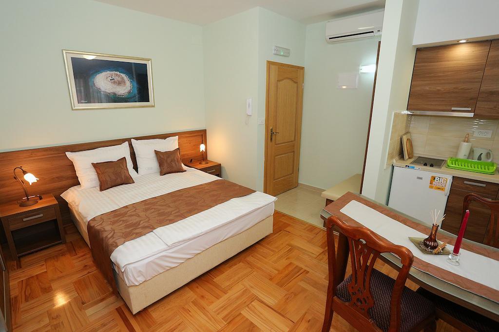 Apartments Ivana - Iva Zadar Kamer foto