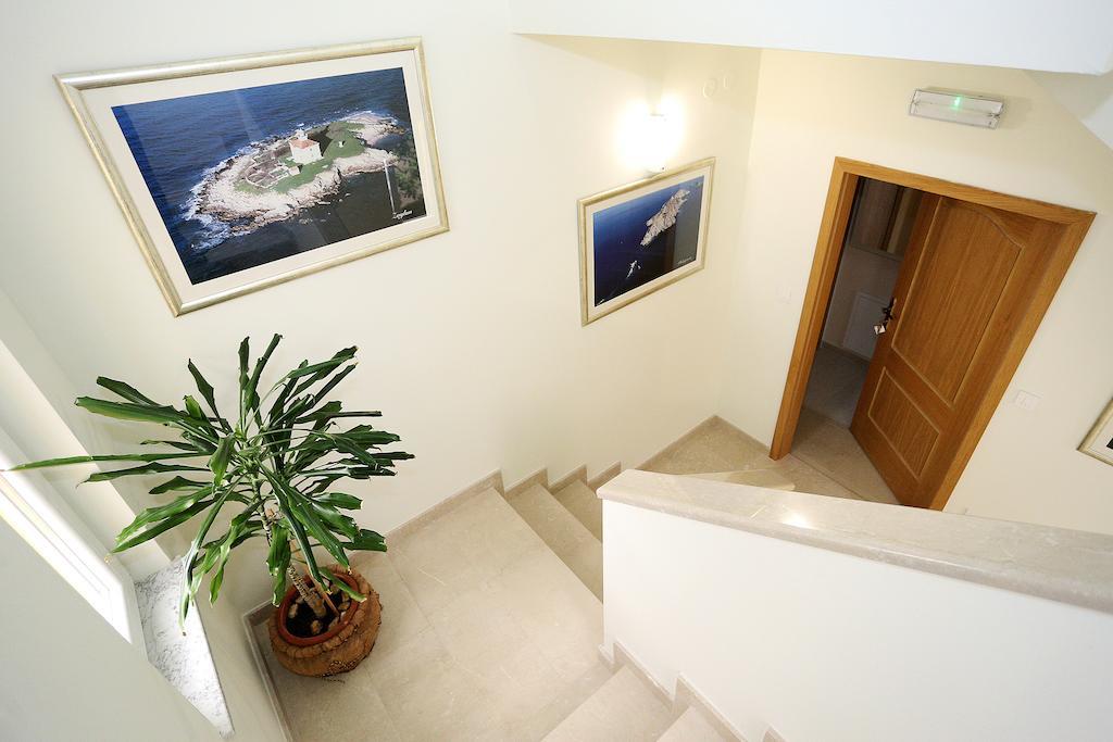 Apartments Ivana - Iva Zadar Buitenkant foto