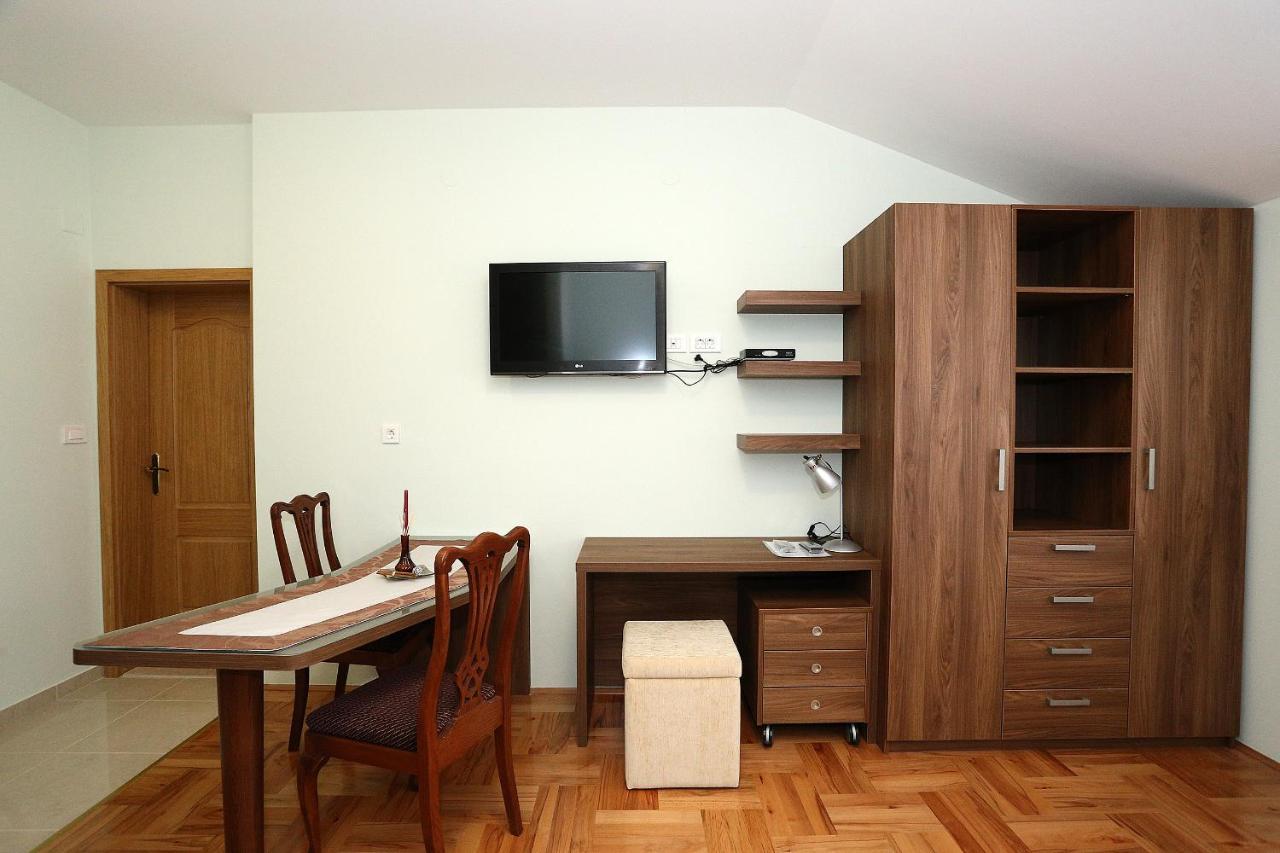 Apartments Ivana - Iva Zadar Buitenkant foto