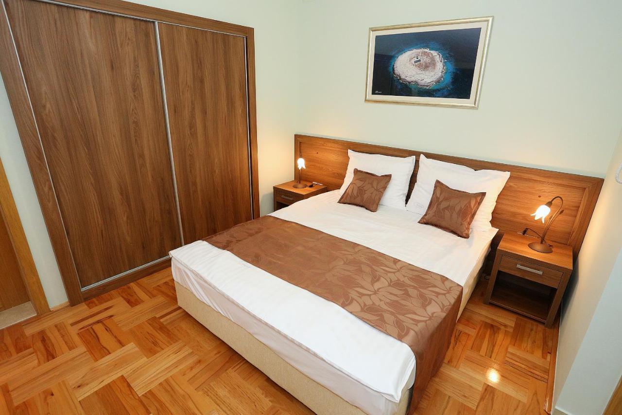 Apartments Ivana - Iva Zadar Buitenkant foto